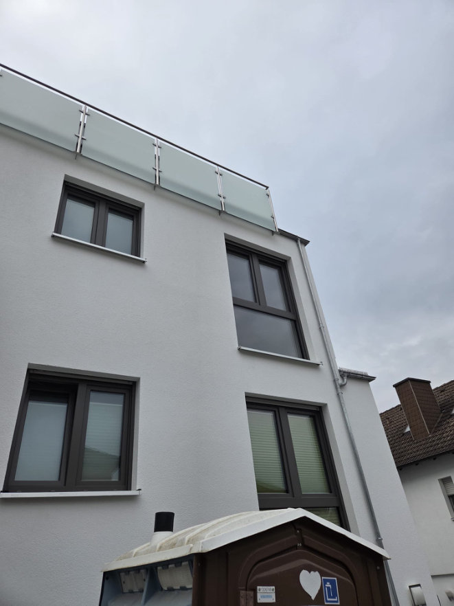 Moderne Fenster am Wohnhaus